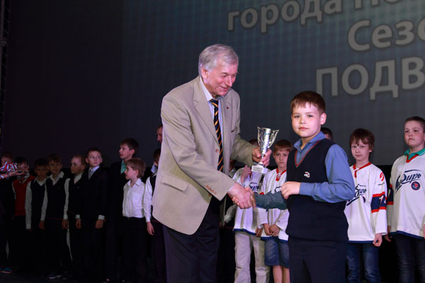 Новосибирский хоккей подвёл итоги 2014/2015