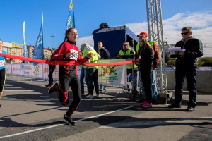 Лыжница ЦЗВС Таисия Другоченко завоевала «золото»  на Сибирском фестивале бега