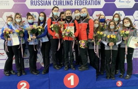 Команда ЦЗВС заняла 2 место на первенстве России по кёрлингу среди юниорок