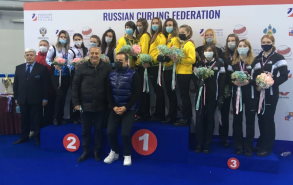 Второе место на Чемпионате  России по кёрлингу 