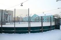 Хоккейная коробка по ул. Б. Хмельницкого, 68/1 Хоккейная коробка по ул. Б. Хмельницкого, 68/1